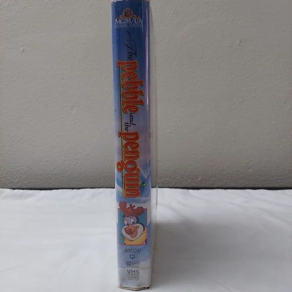 The Pebble and the Penguin VHS 1995 Soft Clam Shell Case CC Animated Bluth - Picture 4 of 7